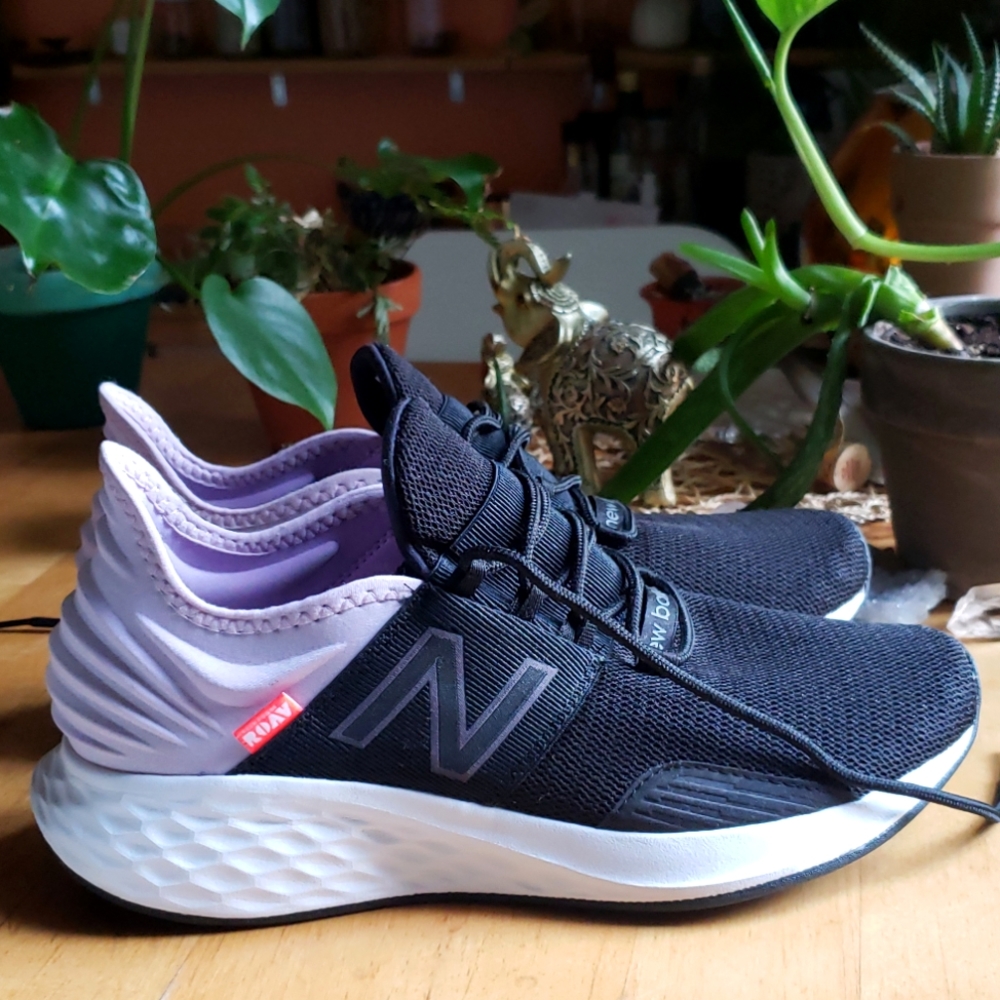 New Balance Foam ROAV Running Shoes